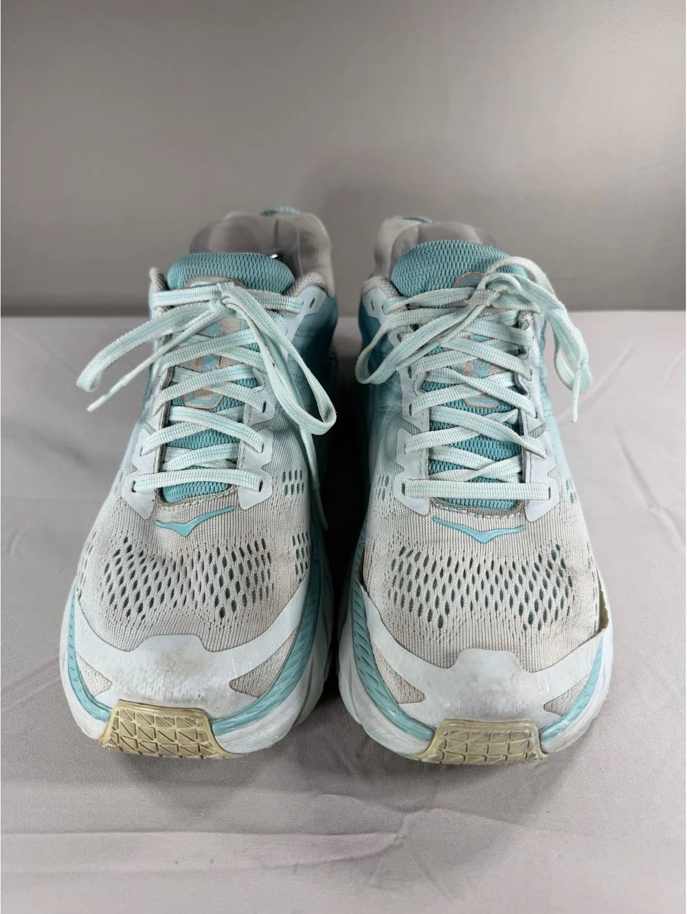 Hoka One One Women's Running Shoes Size 9 Light Blue White